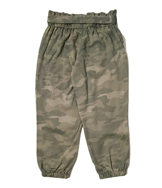 Jogger Style Pant With Camouflaged Print - Green