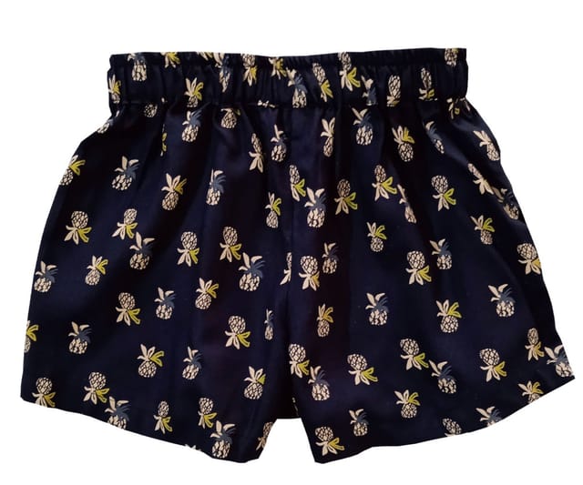Snowflakes Girls' Skorts With Pineapple Prints - Black