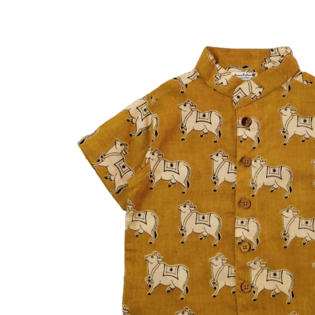 Snowflakes Unisex Cotton Co-Ord Set With Cow Prints - Mustard