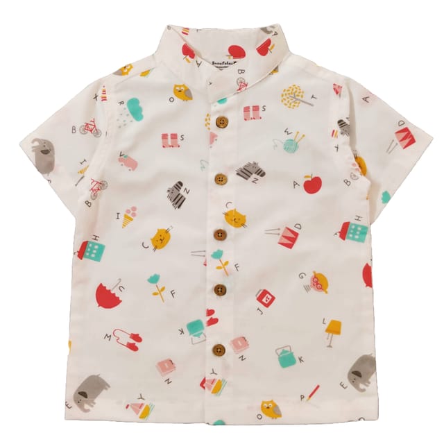 Snowflakes Boys Half Sleeve Cotton Shirt With Animal Prints - White