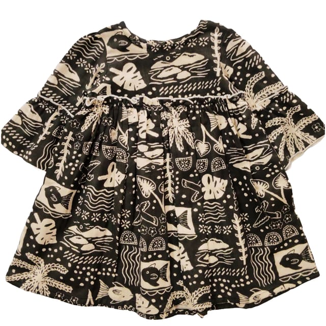 Snowflakes Cotton Bell Sleeved Dress With Fish Prints - Black