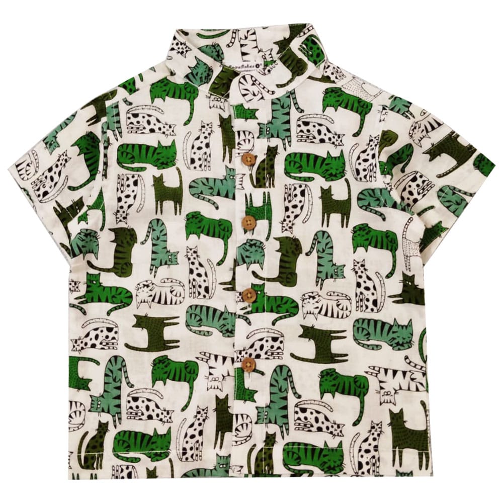 Snowflakes Boys Half Sleeve Cotton Shirt With Cat Prints - White