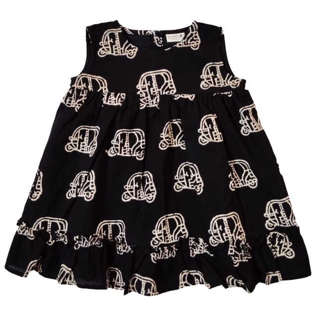 Snowflakes Girls Sleeveless Frock With Rickshaw Print - Black