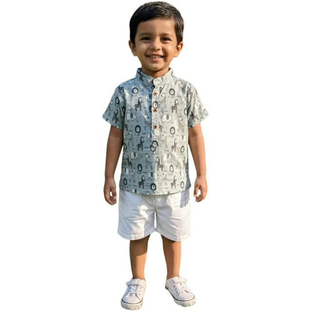Snowflakes Boys Half Sleeve Cotton Short Kurta With Animals print - Grey